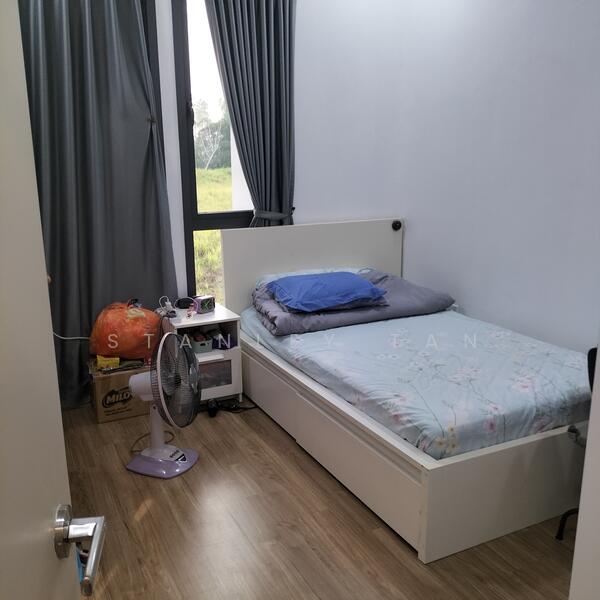 Rumah Teres untuk Dijual di Elmina (Shah Alam) - Stanley Tan - Bedroom - PropertyGuru.com.my