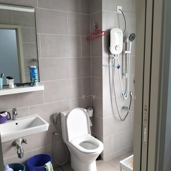 Rumah Teres untuk Dijual di Elmina (Shah Alam) - Stanley Tan - Bathroom - PropertyGuru.com.my