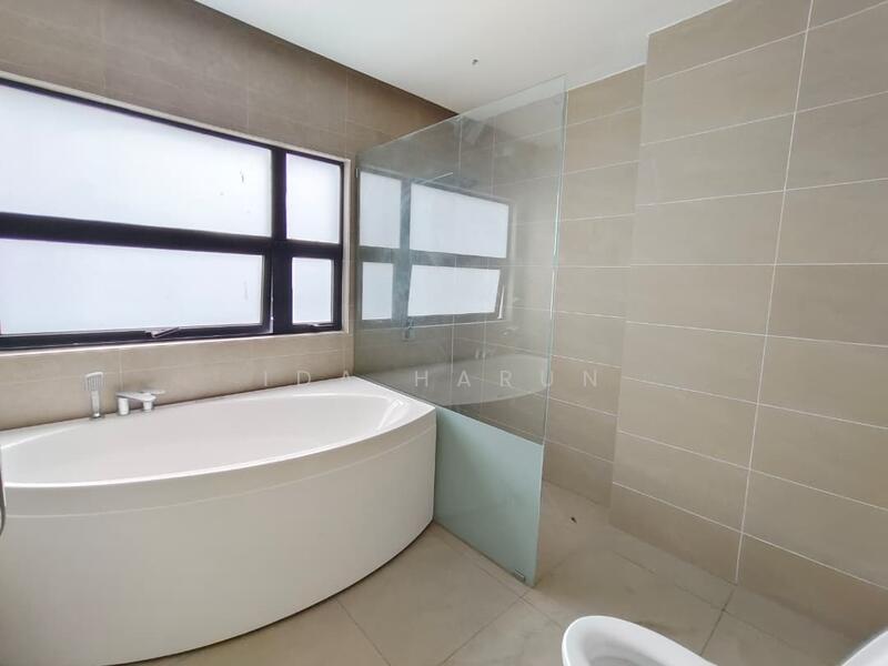 Semi-Detached House for Sale in Alam Nusantara (Setia Alam) - Ida Harun - Bathroom - PropertyGuru.com.my