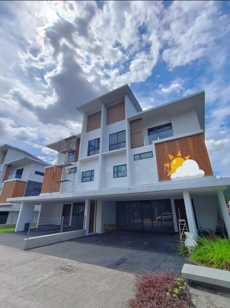 Semi-Detached House for Sale in Alam Nusantara (Setia Alam) - Ida Harun - Exterior - PropertyGuru.com.my