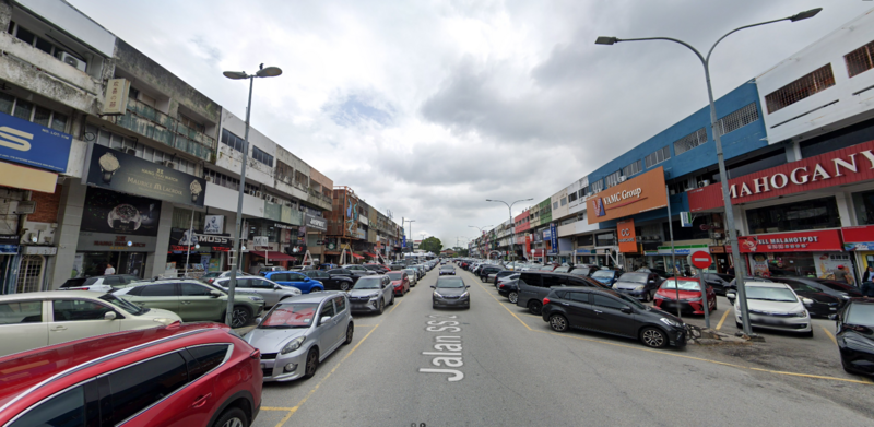 Untuk Dijual - PJ SS2 4 Storey Shop for Sale