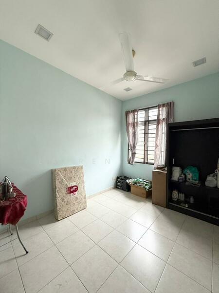 2-storey Terraced House for Sale in Skudai (Johor) - Lauren Chai - Bedroom - PropertyGuru.com.my