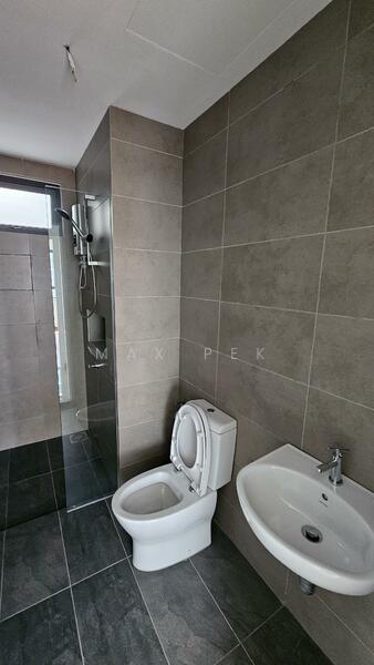 Service Residence for Sale at Akasa - Max Pek - Bathroom - PropertyGuru.com.my
