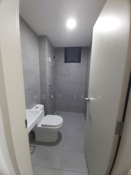 Service Residence for Rent at Vivo Executive Apartment - Jacky Yeoh - Bathroom - PropertyGuru.com.my