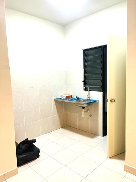 Residensi Max untuk Untuk Disewa - RM 1,600 /bulan, Mac 2026 - Kitchen - PropertyGuru.com.my