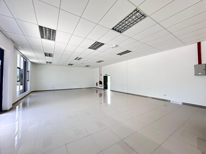 Factory for Rent in Batu 17 Rawang (Rawang) - Tiffany Yang - Office - PropertyGuru.com.my