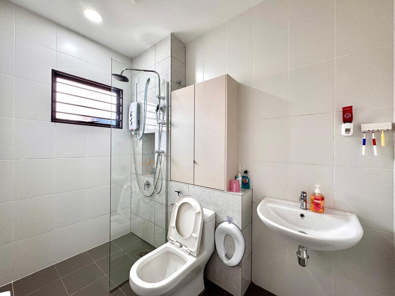 Rumah Teres 2-Tingkat untuk Dijual di Seksyen U13 (Setia Alam) - Jansen Khoo - Bathroom - PropertyGuru.com.my