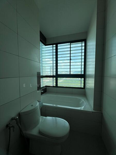 Marinox Sky Villas untuk Untuk Dijual - RM 950,000, Feb 2026 - Bathroom - PropertyGuru.com.my