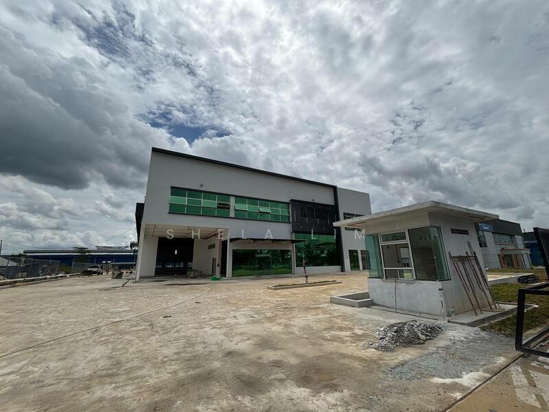 Detached Factory for Rent in Taman Desa Cemerlang (Ulu Tiram) - Shela Lim - Exterior - PropertyGuru.com.my