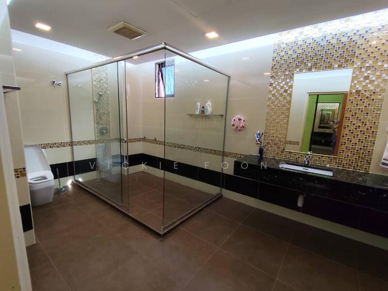 Bungalow for Sale in Bandar Kinrara (Selangor) - Vickie Foong - Bathroom - PropertyGuru.com.my