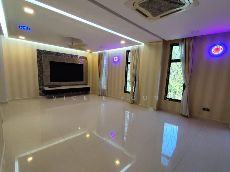 Bungalow for Sale in Bandar Kinrara (Selangor) - Vickie Foong - Living Room - PropertyGuru.com.my