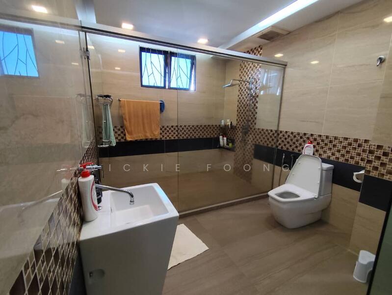 Bungalow for Sale in Bandar Kinrara (Selangor) - Vickie Foong - Bathroom - PropertyGuru.com.my