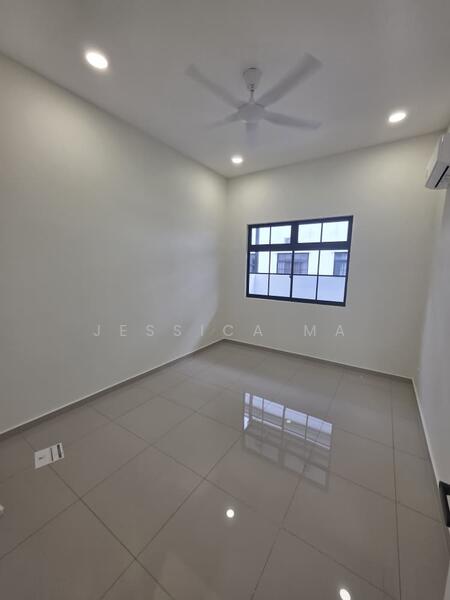 Attleborough / Tate Bilston 22'x65' @ Eco Botanic untuk Untuk Disewa - RM 4,900 /bulan, Mac 2026 - Interior - PropertyGuru.com.my