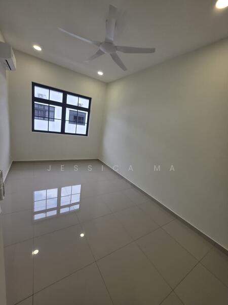 Attleborough / Tate Bilston 22'x65' @ Eco Botanic untuk Untuk Disewa - RM 4,900 /bulan, Mac 2026 - Interior - PropertyGuru.com.my
