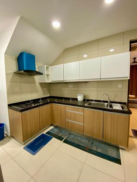 Condominium for Rent at The WaterEdge (Pinggiran Air) - Callie Yee - Kitchen - PropertyGuru.com.my