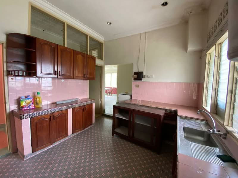Bungalow for Rent in Seksyen 8 (Petaling Jaya) - Key Ling - Kitchen - PropertyGuru.com.my