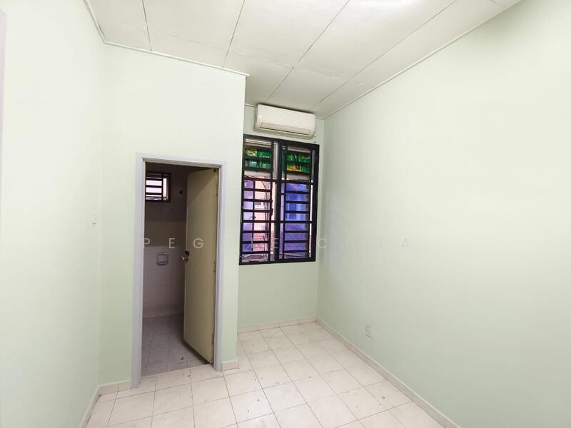 2-storey Terraced House for Sale in Taman Kempas Indah (Tebrau) - Peggie Chua - Interior - PropertyGuru.com.my