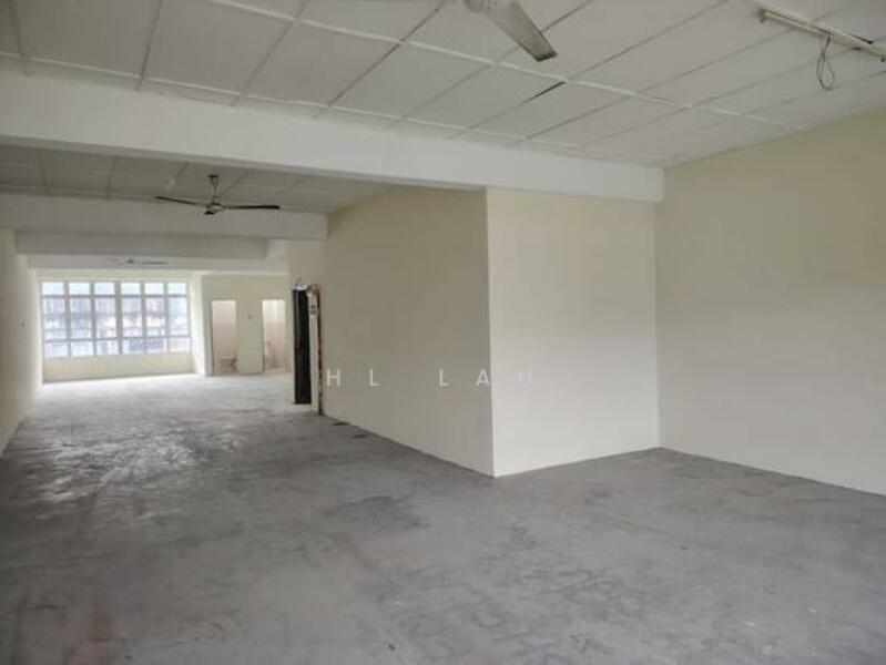Shop for Rent in Bandar Baru Salak Tinggi (Sepang) - HL Lau - Interior - PropertyGuru.com.my