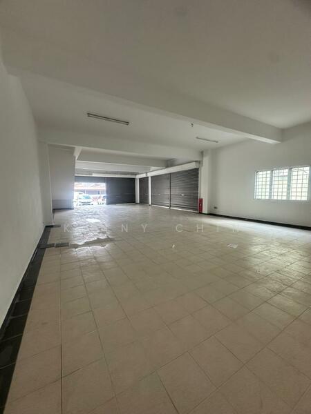 Shop for Rent in Hulu Langat (Selangor) - Kenny Chin - Interior - PropertyGuru.com.my