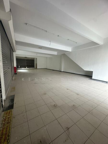 Shop for Rent in Hulu Langat (Selangor) - Kenny Chin - Interior - PropertyGuru.com.my