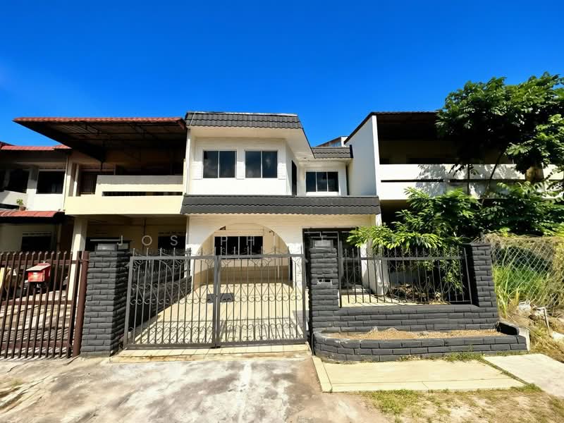 2-storey Terraced House for Sale in Taman Sentosa (Johor Bahru) - Josephine Yew - Exterior - PropertyGuru.com.my