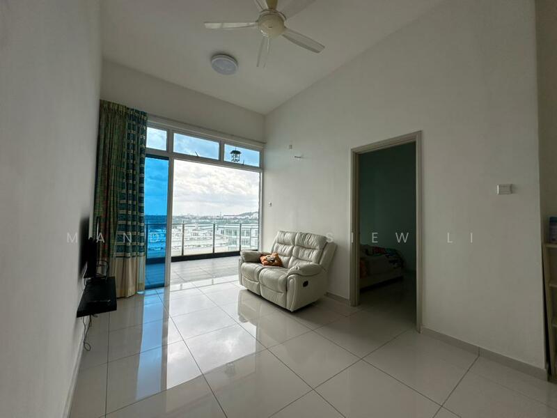 Service Residence for Sale at THE SENAI GARDEN (PANGSAPURI IMPIAN SENAI) - Mandy Goh Siew Li - Living Room - PropertyGuru.com.my