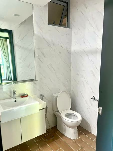 Kondominium untuk Disewa di Eco Terraces - Gan Chun Kai - Bathroom - PropertyGuru.com.my