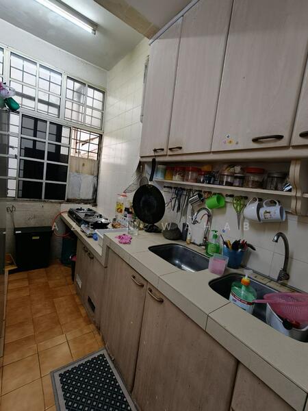 Tiara Duta untuk Untuk Dijual - RM 365,000, Mac 2026 - Kitchen - PropertyGuru.com.my