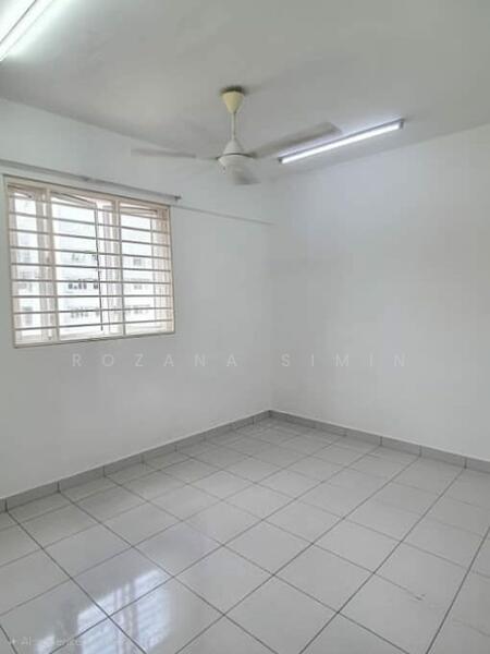 Apartment for Sale at The Residence 1 @ Tiara South - Rozana Simin - Interior - PropertyGuru.com.my