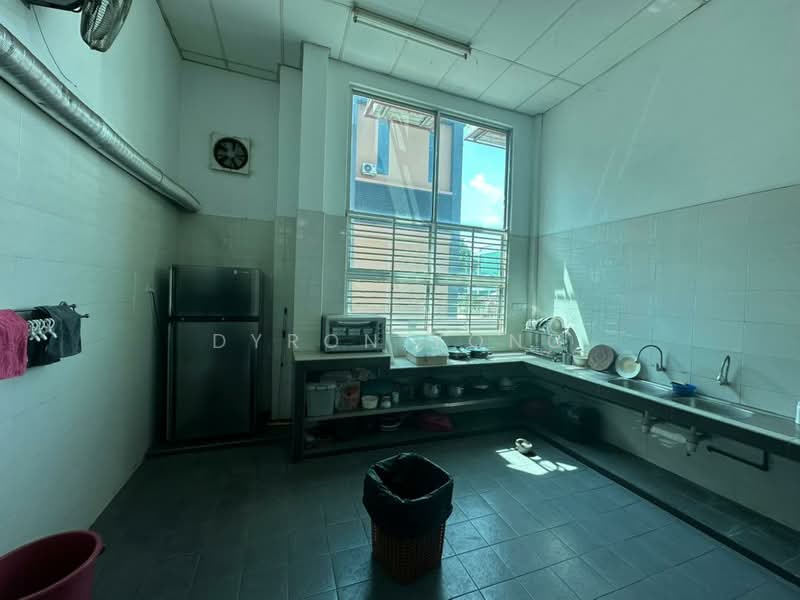Factory for Sale in Taman Industri Alam Jaya (Puncak Alam) - Dyron Yong - Kitchen - PropertyGuru.com.my