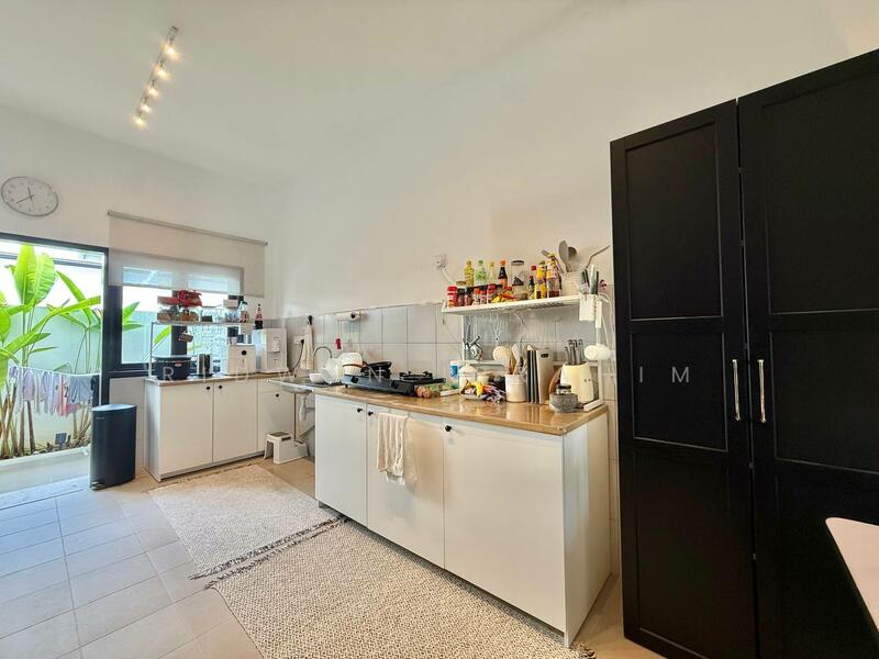 Serenia City : Serenia Aiora untuk Untuk Dijual - RM 760,000, Feb 2026 - Kitchen - PropertyGuru.com.my