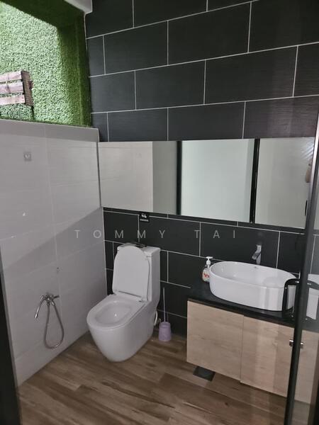 Shop / Office for Rent in Southkey (Johor Bahru) - Tommy Tai - Bathroom - PropertyGuru.com.my