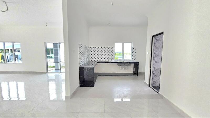 Bungalow for Sale in Mahkota Hills (Lenggeng) - Fikri Yasmin - Kitchen - PropertyGuru.com.my