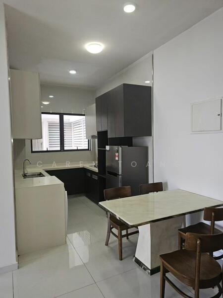 Condominium for Rent at Lovell @ Country Garden Danga Bay - Caren Toang - Kitchen - PropertyGuru.com.my