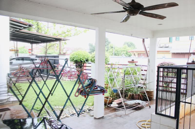 2.5-storey Terraced House for Sale in Bandar Bukit Tinggi 2 (Klang) - Ken Yap - Exterior - PropertyGuru.com.my