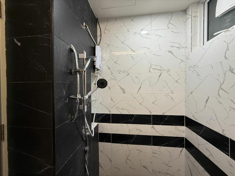 QuayWest Residence untuk Untuk Dijual - RM 850,000, Mac 2026 - Bathroom - PropertyGuru.com.my