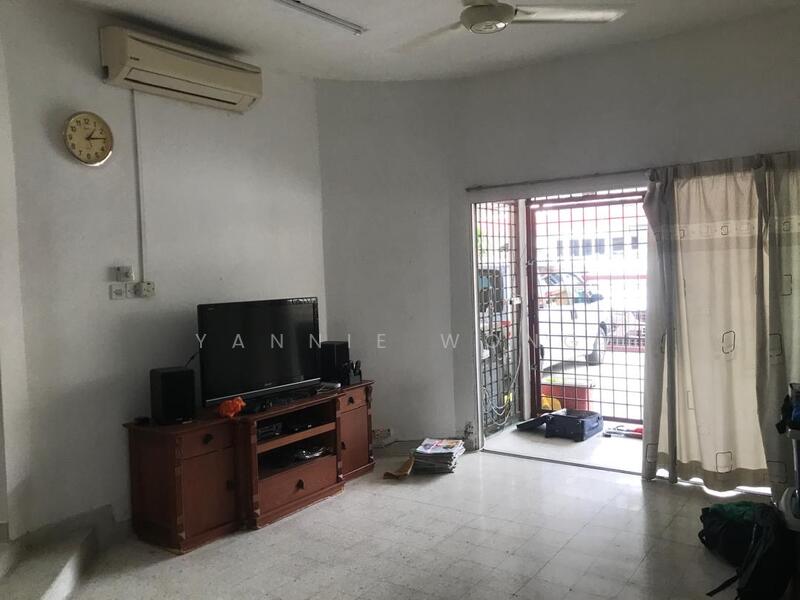 2-storey Terraced House for Sale in Petaling Jaya (Selangor) - Yannie Wong - Living Room - PropertyGuru.com.my