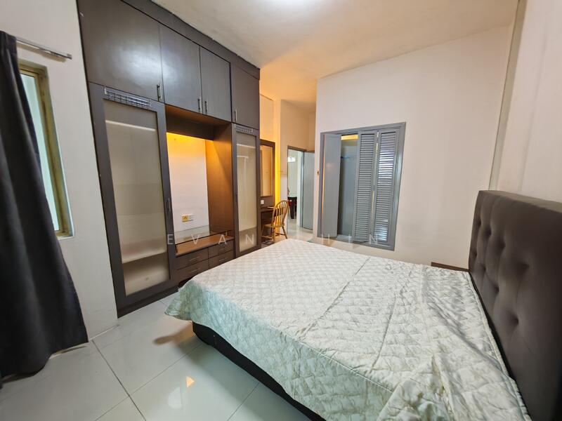 East Lake Residence untuk Untuk Disewa - RM 1,900 /bulan, Feb 2026 - Bedroom - PropertyGuru.com.my