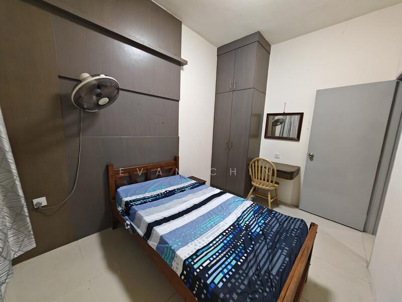 East Lake Residence untuk Untuk Disewa - RM 1,900 /bulan, Feb 2026 - Bedroom - PropertyGuru.com.my