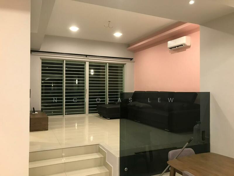 Bayan Villa, Seri Kembangan untuk Untuk Dijual - RM 520,000, Feb 2026 - Living Room - PropertyGuru.com.my