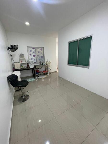 Shop / Office for Sale in Bandar Uda Utama (Johor Bahru) - Zoey Kok - Interior - PropertyGuru.com.my
