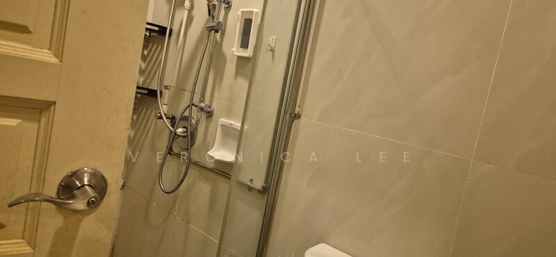 Parkview Service Apartment untuk Untuk Dijual - RM 390,000, Feb 2026 - Bathroom - PropertyGuru.com.my