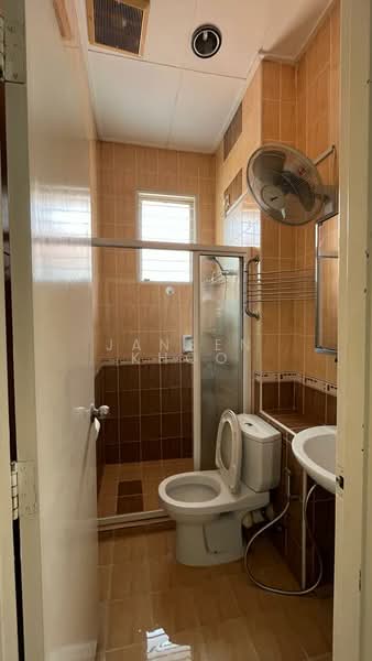 Semi-Detached House for Sale in Setia Damai (Setia Alam) - Jansen Khoo - Bathroom - PropertyGuru.com.my
