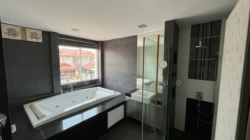 Semi-Detached House for Sale in Setia Damai (Setia Alam) - Jansen Khoo - Bathroom - PropertyGuru.com.my
