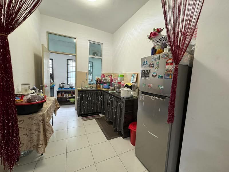 2-storey Terraced House for Sale in Taman Pulai Mutiara (Iskandar Puteri (Nusajaya)) - Sharon Ng - Kitchen - PropertyGuru.com.my