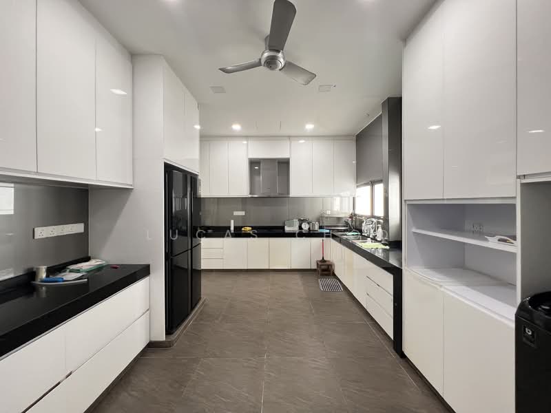Bungalow for Sale in Twin Palms Kemensah (Melawati) - Lucas Choo - Kitchen - PropertyGuru.com.my