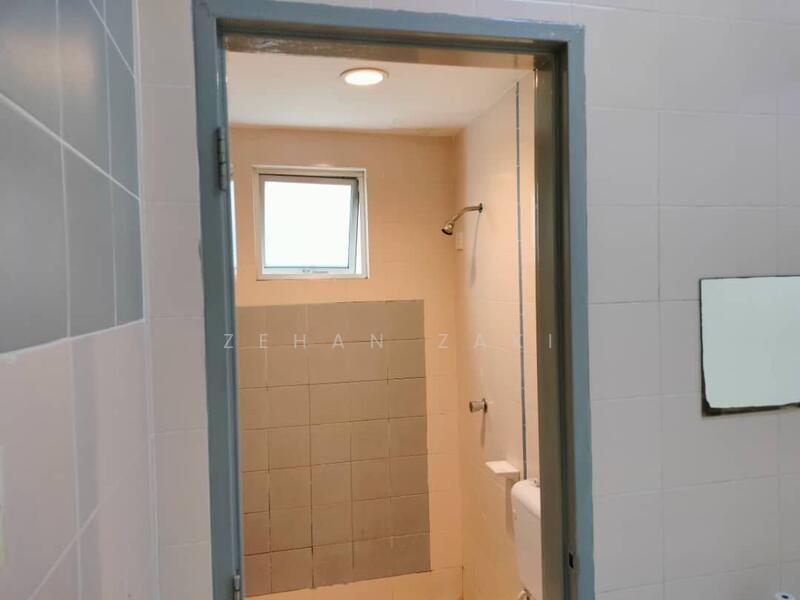 Untuk Disewa - The Domain (Domain 1) @ NeoCyber