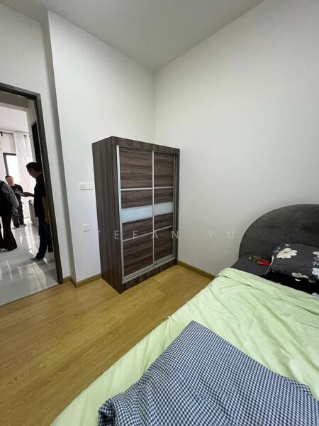 Condominium for Rent at Lovell @ Country Garden Danga Bay - Stefan Yu - Bedroom - PropertyGuru.com.my