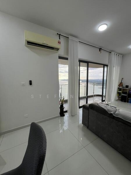 Condominium for Rent at Lovell @ Country Garden Danga Bay - Stefan Yu - Living Room - PropertyGuru.com.my