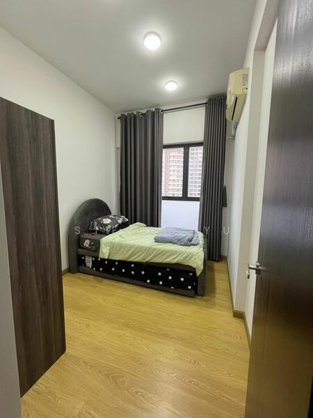 Condominium for Rent at Lovell @ Country Garden Danga Bay - Stefan Yu - Bedroom - PropertyGuru.com.my